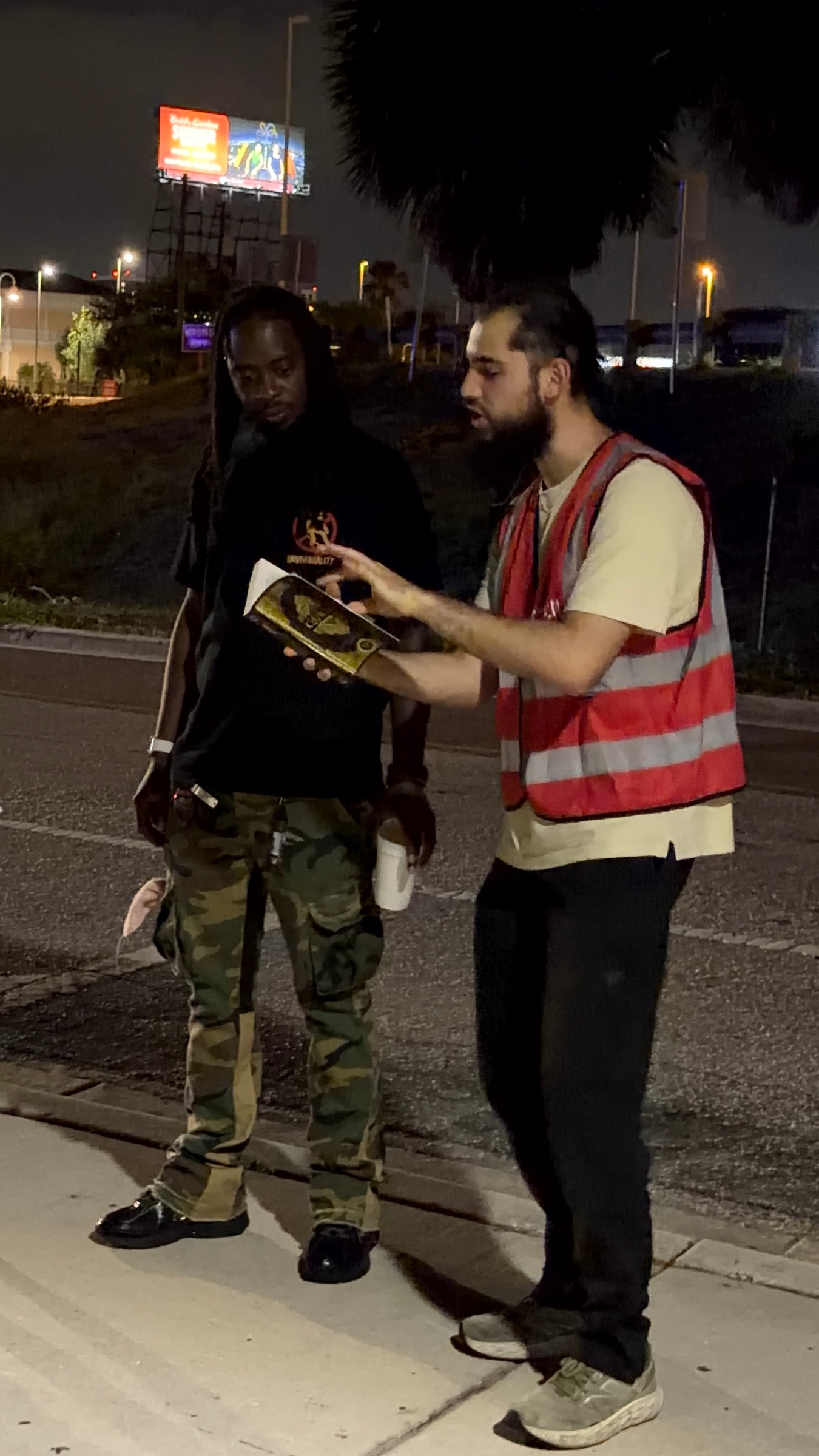 Photo from Dawah at Tampa Riverwalk by taimur