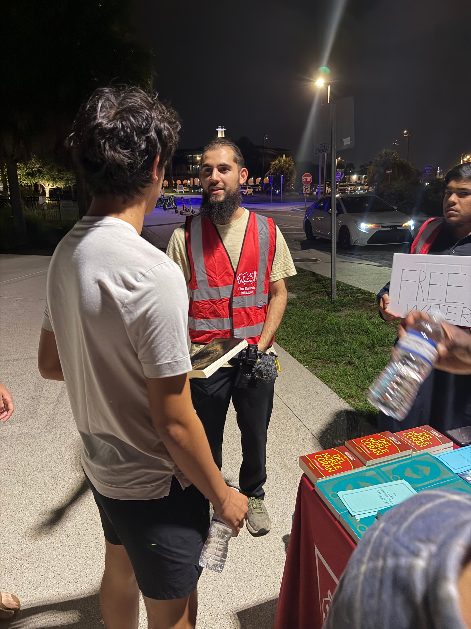 Photo from Dawah at Tampa Riverwalk by taimur